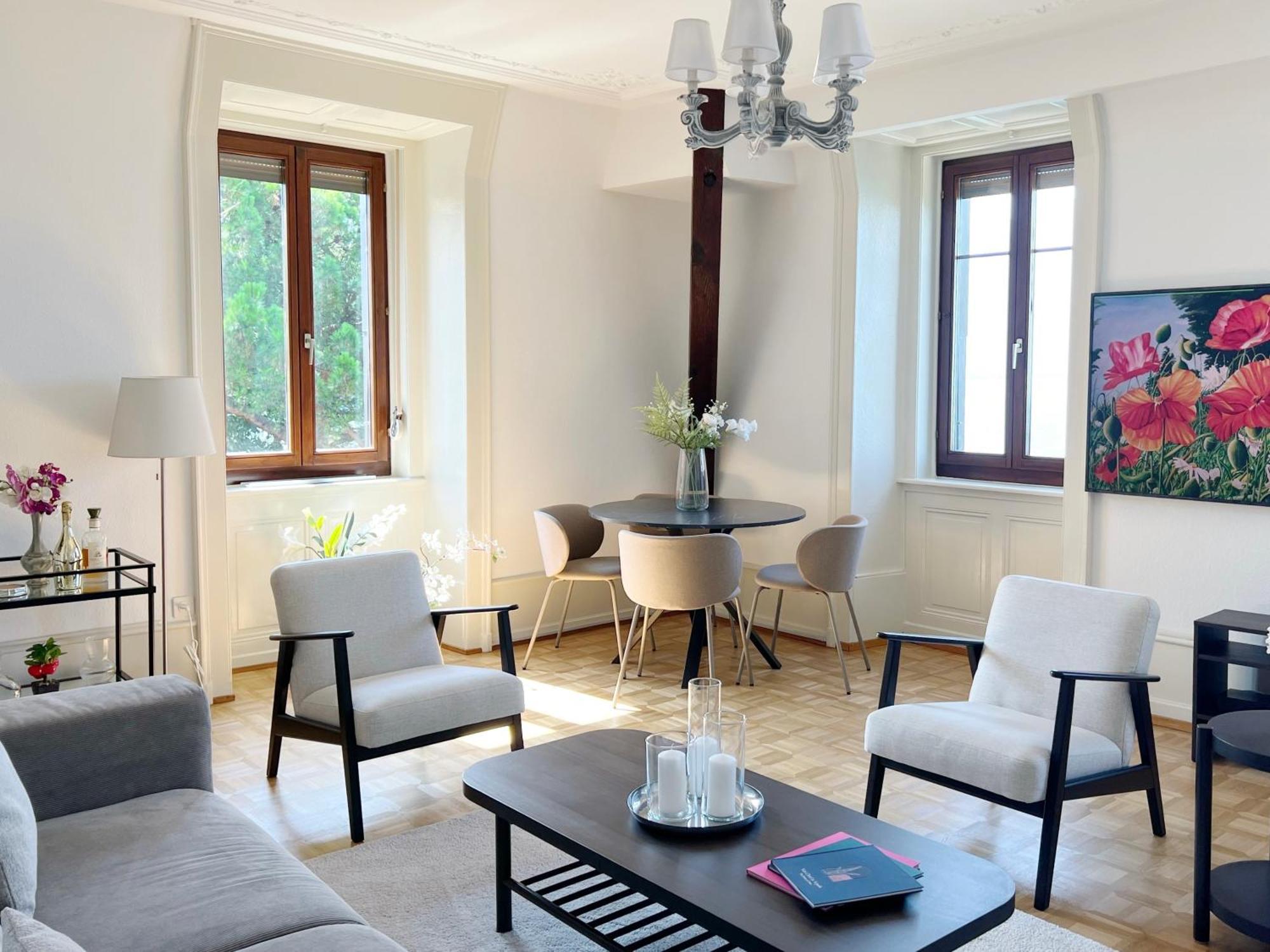 Montreux Riviera Suite Waterfront 3 Bedrooms Private Parking Exterior photo